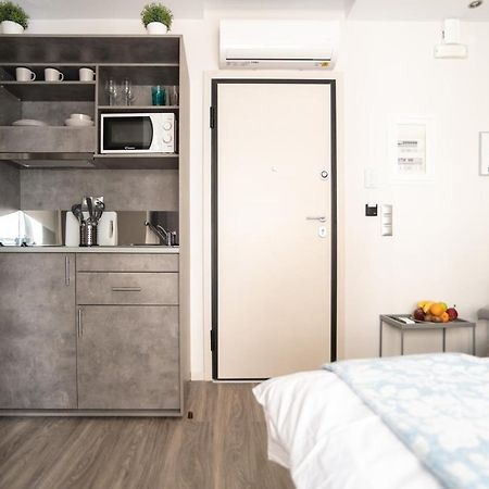 A13 Pristine & Sunny 30M2 Flat Near Syntagma Sq Apartment Athens Luaran gambar