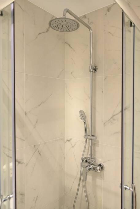 A13 Pristine & Sunny 30M2 Flat Near Syntagma Sq Apartment Athens Luaran gambar