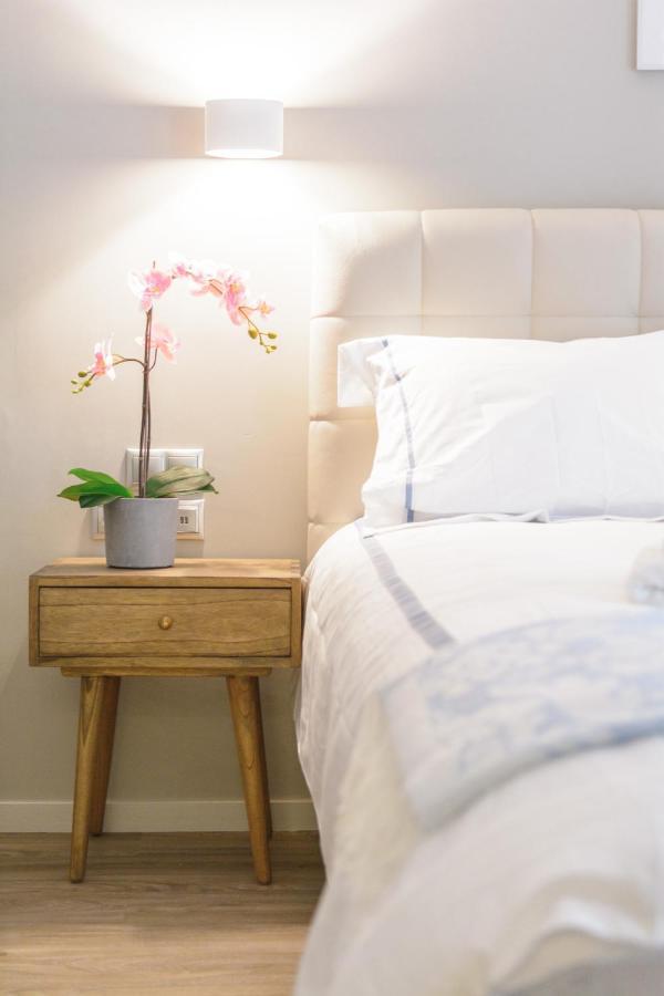 A13 Pristine & Sunny 30M2 Flat Near Syntagma Sq Apartment Athens Luaran gambar